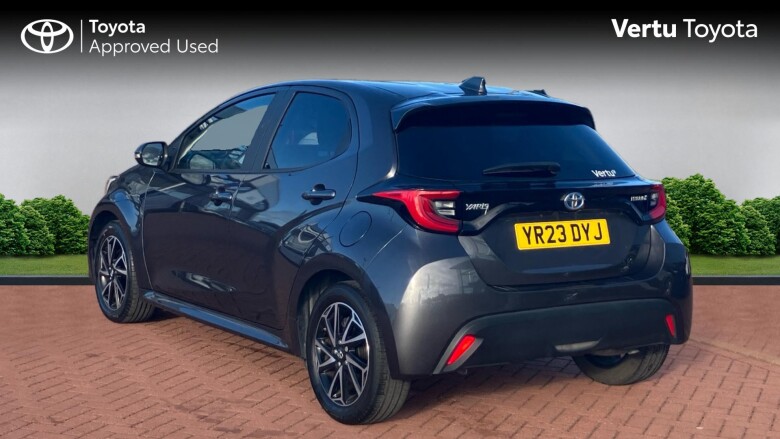 Toyota Yaris 1.5 Hybrid Design 5dr CVT Hybrid Hatchback